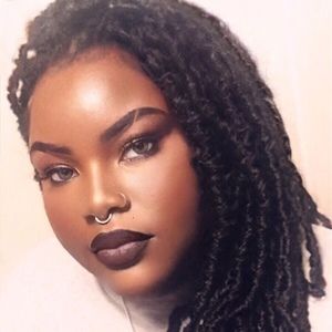 Meet your Posher, Emani